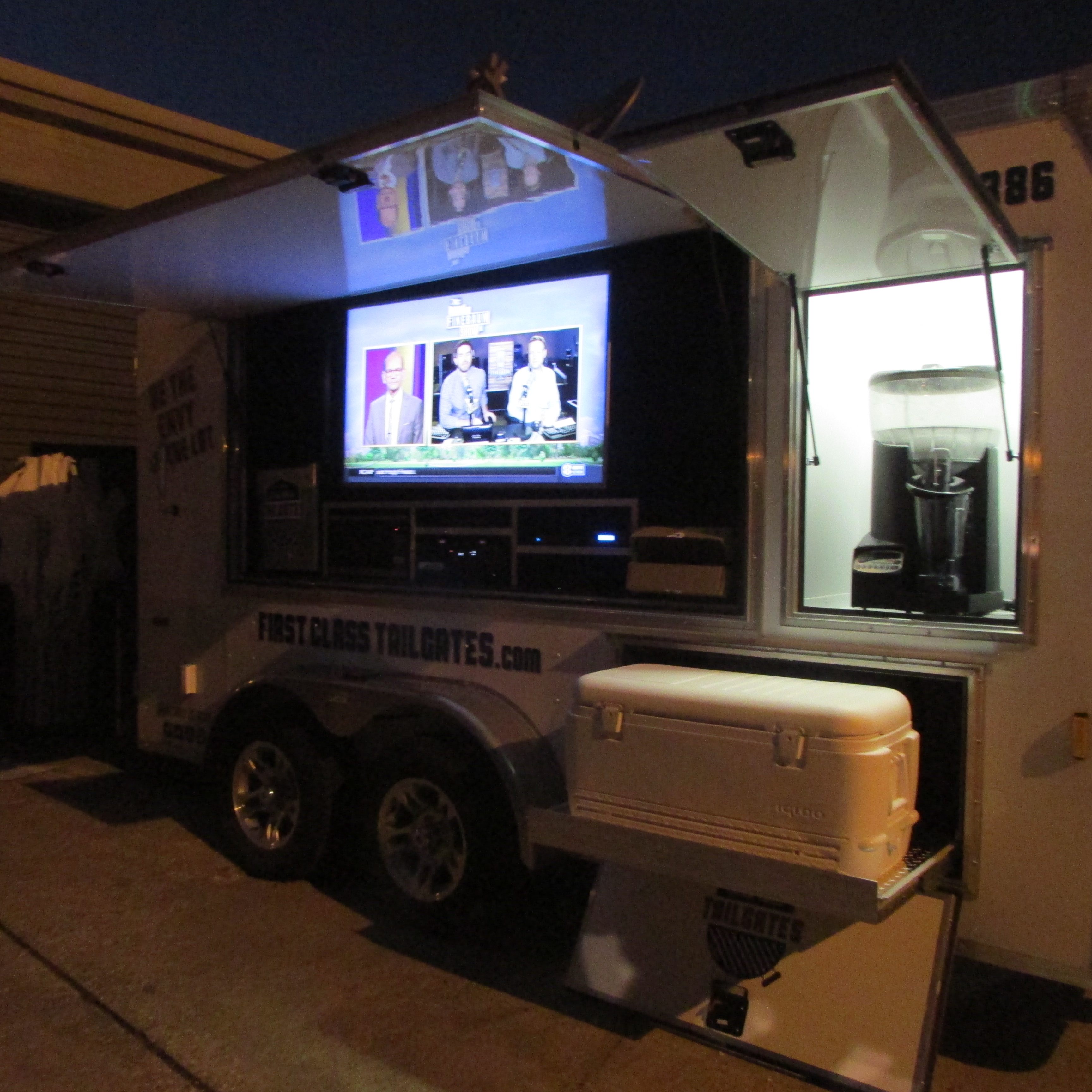 tailgate trailer houston